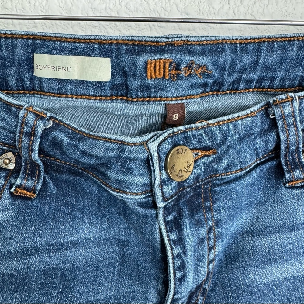 Kut From the Kloth blue distressed midrise cropped boyfriend jeans size 8 / 29 - Picture 3 of 7